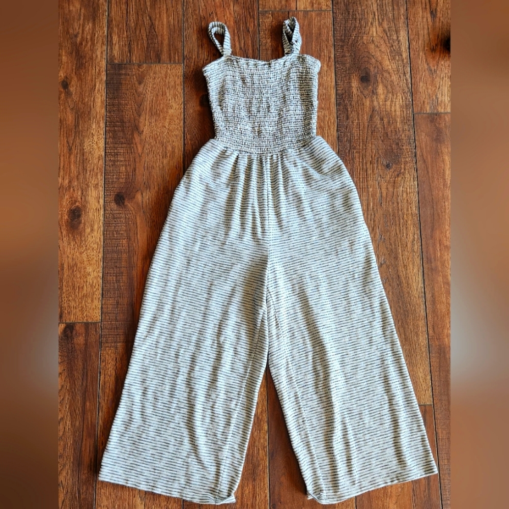 Like new striped jumpsuit
